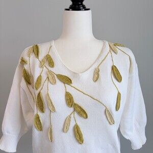 Vintage Franco Valeri White Cotton Sweater 3D Crochet Leaf Appliqué 80s Size L